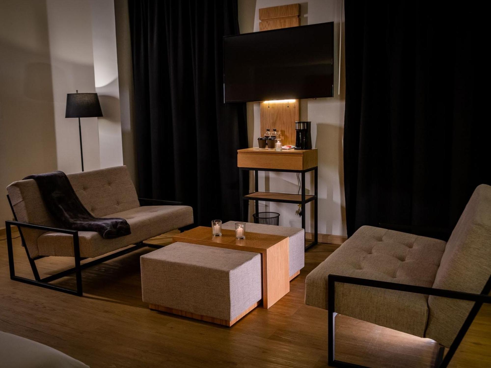 Autentico Monterrey 4*