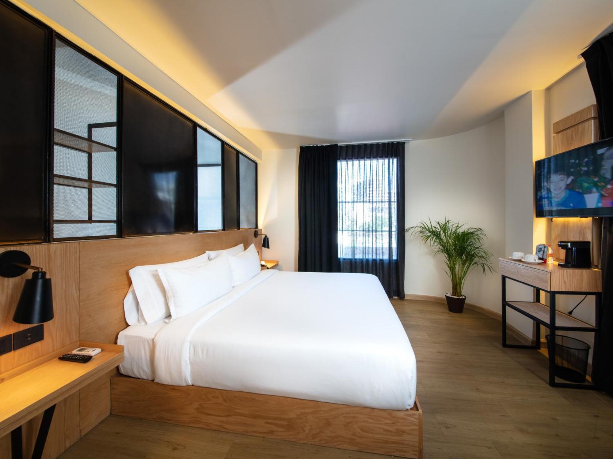 Hotel Autentico Monterrey 4*